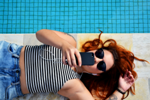 Τα 7 Must-Have Gadgets για τις Καλοκαιρινές σου Διακοπές